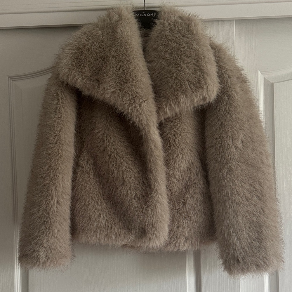 Zara Women's Plush Cream Teddy Jacket